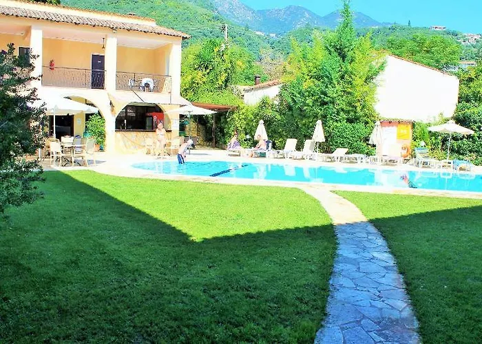 Annaliza Pyrgi (Corfu)