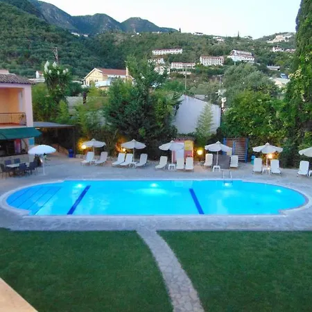 Otel Annaliza Pyrgi (Corfu)
